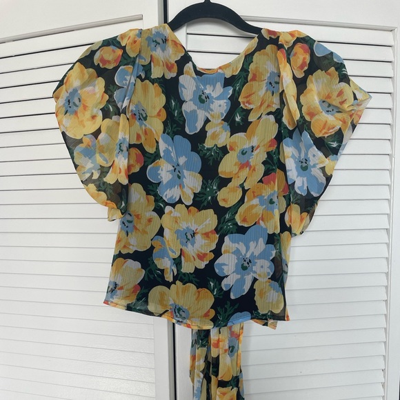 Club Monaco Gussie wrap NWT XS - Picture 4 of 7